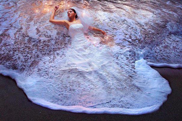 vestido-de-bodas-agua-en-la-playa