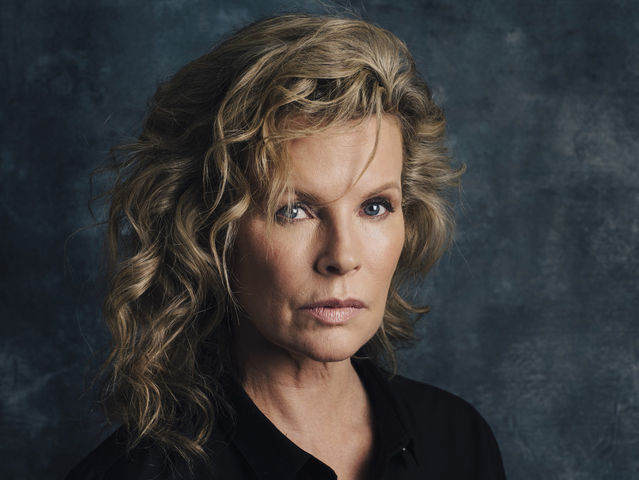 kim-basinger-2